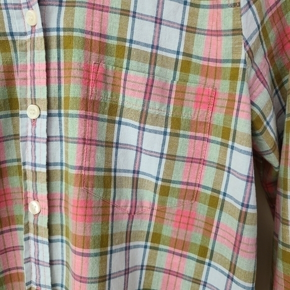 J Crew Boyfit‎ Button Down Top - Picture 3 of 5